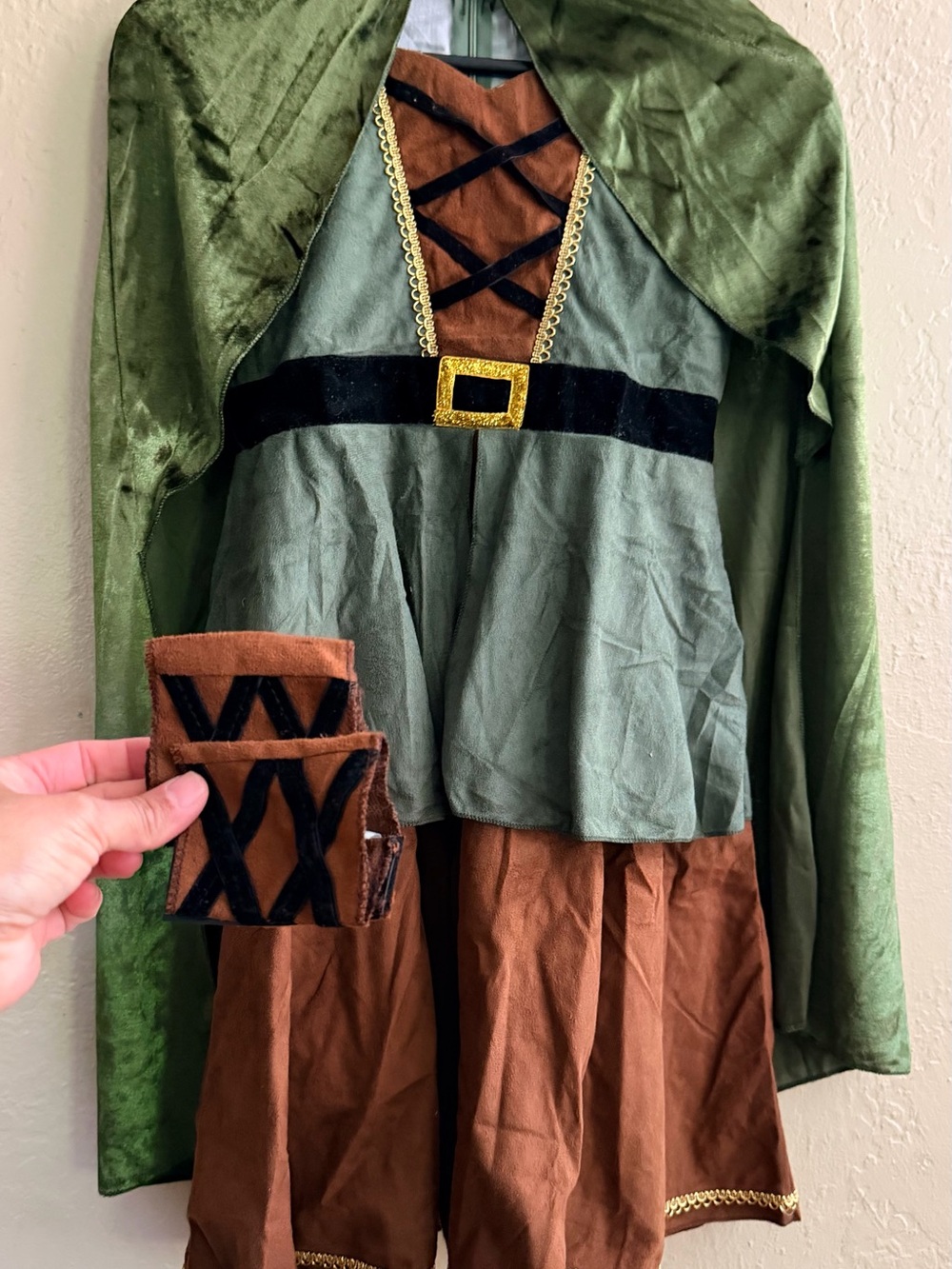 Kids Medieval Archer Costume in Green and Brown